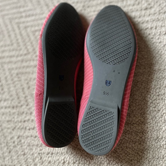 Rothy’s The Almond Loafer Ruby Grapefruit Twill - Picture 6 of 7